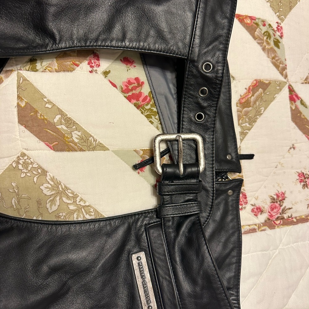 Harley-Davidson Black Leather Chaps XS